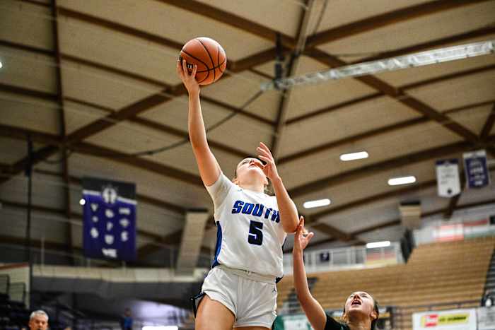 South Medford West Salem 6A Oregon girls basketball quarterfinal Naji Saker -23